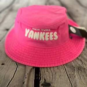 47 Brand MLB New York Yankees Bright Bucket Hat